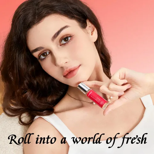 Vista 2 de VivaFemme Perfumes de feromonas para mujeres, aceite de perfume roll-on de larga duración, tamaño de viaje para amplificar tu encanto y aumentar