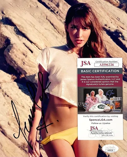 Vista 8 de FERNANDA ROMERO Autógrafo Firmado 8x10 Foto Eternamente tuya La maldición de Wolf Mountain JSA Certificado Auténtico AH96226