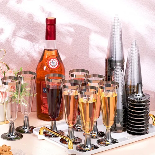 Vista 4 de Paquete de 150 copas de champán de plástico de 5 onzas, elegantes copas de champán desechables de plástico, copas de mimosa para bodas