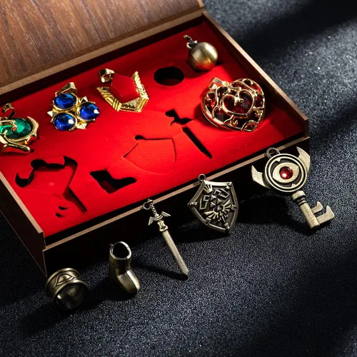 Vista 6 de Zelda Twilight Shield & Master Sword Llavero Colección Box 2016 10PCS-Rojo