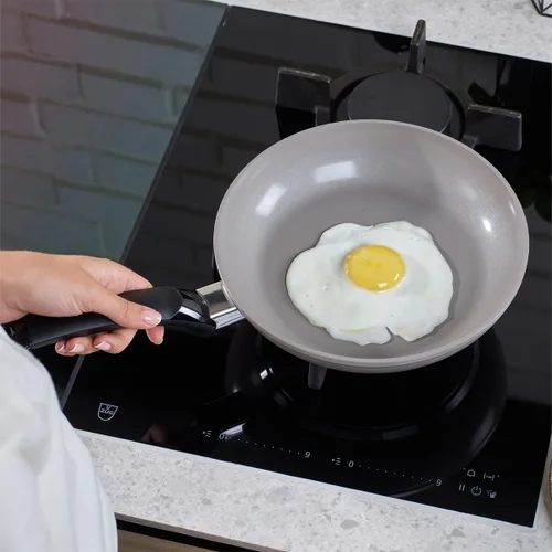 Vista 2 de Fissler Ceratal Classic - Sartén antiadherente de cerámica de 8 pulgadas, color gris cálido, fabricado sin PFAS