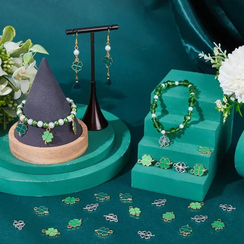 Vista 4 de SUNNYCLUE Dijes del Día de San Patricio, Aleación, esmalte, Sin piedra preciosa