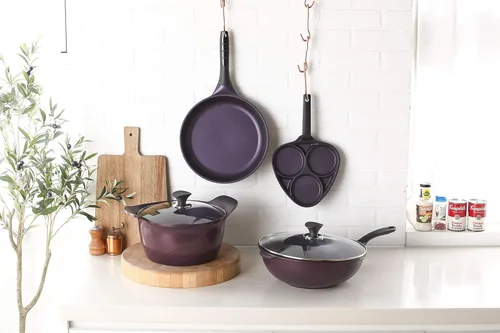 Vista 4 de Olla antiadherente "Jumbo Pot" de 7 cuartos de galón con tapa. Compatible con inducción