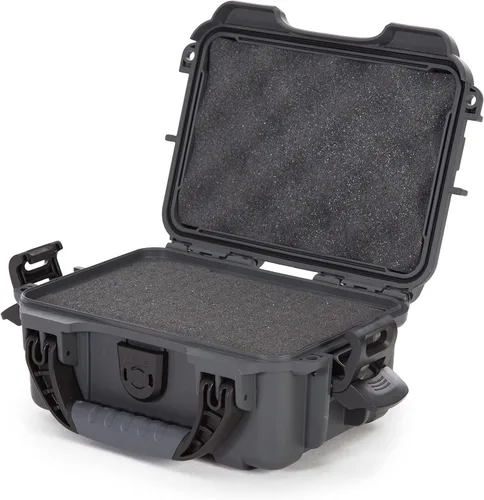 Vista 9 de NANUK 903 - Funda rígida impermeable pequeña con inserto de espuma, 9.1 x 6.8 x 3.8 pulgadas, color negro