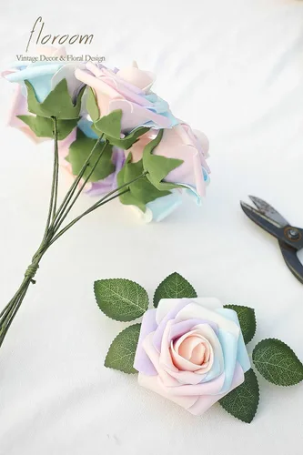 Vista 21 de Floroom Flores artificiales, 25 piezas de rosas falsas de espuma dorada antigua de aspecto real con tallos para ramos de boda DIY, centros de mesa