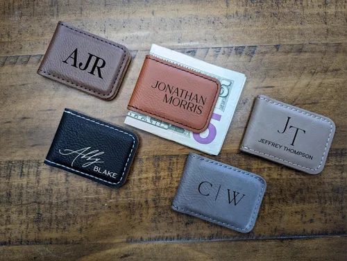 Vista 4 de Personalized Engraved Money Clip with Magnetic Closure, Custom Engraved Minimalist Leather For Him (Rawhide)