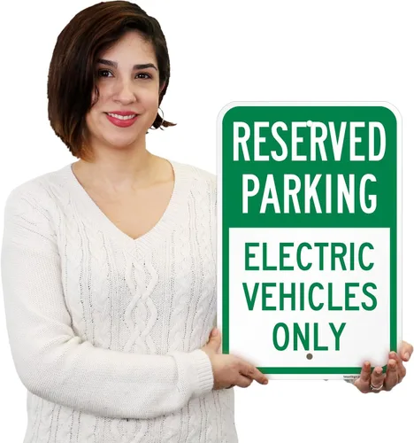 Vista 4 de SmartSign Letrero con texto en inglés "Reserved Parking - Electric Vehicles Only" de 18 x 12 pulgadas, compuesto de aluminio de 0.079 in de grosor