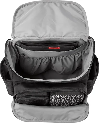 Vista 6 de Skip Hop Mochila Bolsa de Pañales: Forma, Bolsa de viaje para bebé multifunción con cambiador y accesorio para cochecito, negro azabache