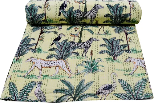 Vista 10 de Colcha de algodón reversible con estampado floral indio Kantha con estampado de animales, tamaño Twin/Queen/King, Vintage Kantha Gudari (King, beige)