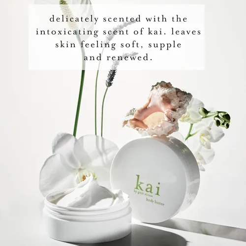Vista 2 de kai Mantequilla corporal: una crema corporal bellamente batida perfumada con gardenia fresca y ligera envuelta en exóticos blancos, 6.4 onzas piel