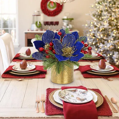 Vista 3 de Centro de mesa de Navidad azul de 13 pulgadas, 5 pulgadas, magnolia con purpurina, flores y bayas de abeto, centro de mesa artificial de Navidad