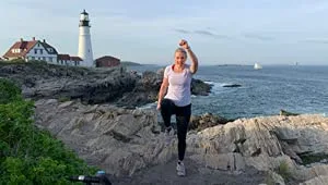 Vista 9 de Walk Across America 50 States 50 Workouts Jenny Ford Walking Program Beginner Workouts Exercise Fitness DVD