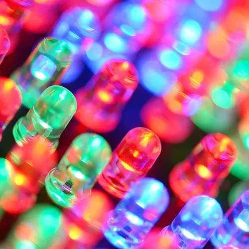 Vista 6 de 35 luces LED blancas precableadas de 0.197 in, diodos LED ultrabrillantes de 12 V y 0.197 in, resistencia integrada para proyectos de bricolaje