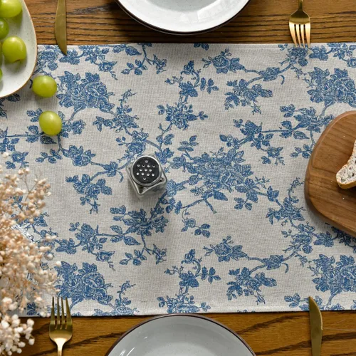 Vista 4 de Artoid Mode - Camino de mesa de rama de bosquejo monocromo, texturas de toile chinoiserie, algodón gris oscuro, decoración de mesa de cocina