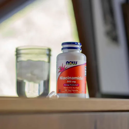 Vista 6 de NOW Foods Suplementos, Niacinamida (Vitamina B-3) 500 mg, Producción de Energía*, 100 Cápsulas Vegetales