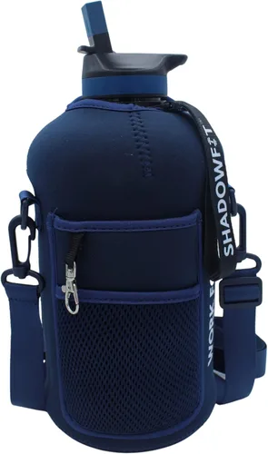 Vista 6 de Shadowfit Botellas de agua de medio galón (74 onzas, 2.2 litros) con mango de tapa de popote y funda de almacenamiento, soporte grande para jarra
