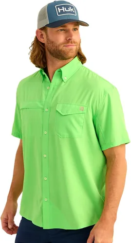 Vista 21 de HUK Men's Tide Point Kc Scott Original Artwork Short Sleeve Shirt, Fishing Button Down Negro