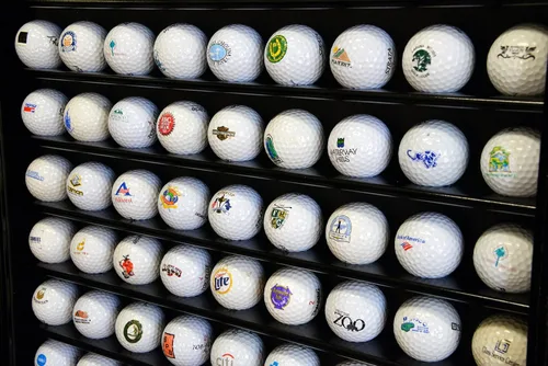 Vista 4 de 70 pelotas de golf vitrina gabinete pared soporte w98% protección UV