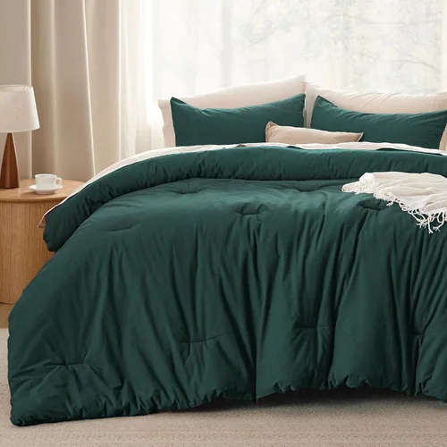 Vista 2 de Bedsure Juego de edredón de tamaño matrimonial, tela de algodón con relleno interior de microfibra, juego de cama suave verde bosque para todas