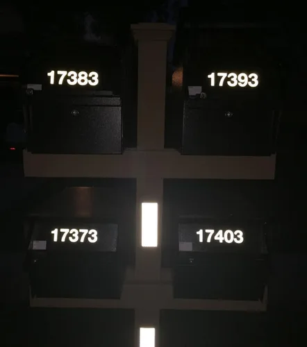 Vista 2 de Adhesivo reflectante de números para buzón, troquelado, estilo clásico, vinilo impermeable, número autoadhesivo, 5 juegos (2 pulgadas x 5 juegos)