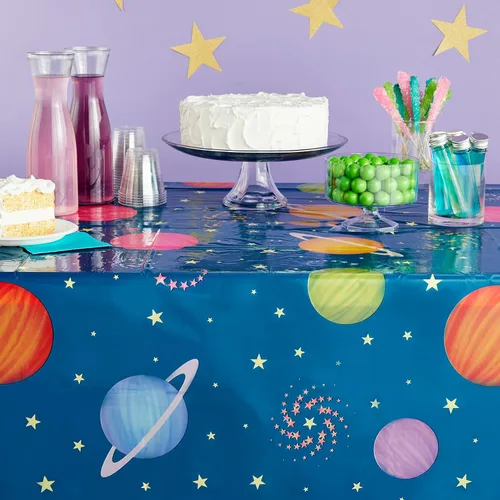 Vista 2 de Paquete de 3 manteles de plástico para el espacio exterior, fundas desechables de mesa de planetas para decoraciones de fiesta de cumpleaños