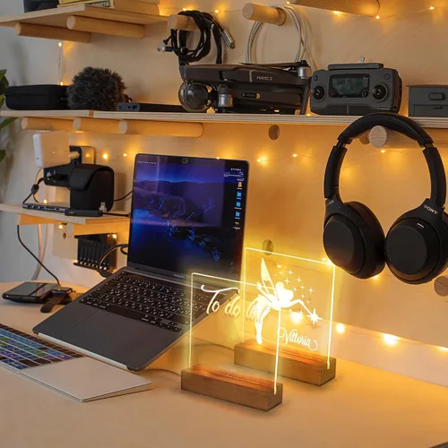 Vista 5 de LACGO 4 bases de luz de madera de 6 pulgadas con tableros de exhibición de acrílico, bases de madera LED con luz blanca cálida, soporte de pedestal