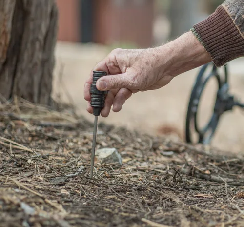 Vista 6 de SE Cuchara de arena de playa de prospección dorada 2 en 1 con sonda de detección de metales de latón que no se daña, color negro