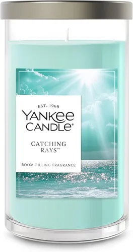 Vista 17 de Yankee Candle - Vela perfumada en tarro pequeño con tiempo de combustión de hasta 40 horas, mezcla premium de cera vegetal para una combustión