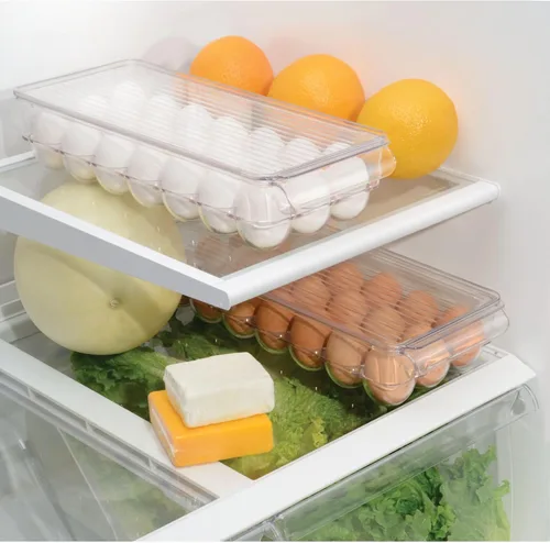 Vista 4 de iDesign - Soporte para huevos de plástico transparente para refrigerador con tapa, contenedor de almacenamiento de 21 huevos