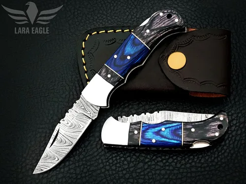 Vista 7 de Cuchillo de bolsillo de damasco Lara Eagle para hombres - Cuchillo plegable de caza de 133 capas de acero sólido hecho a mano con afilador y funda