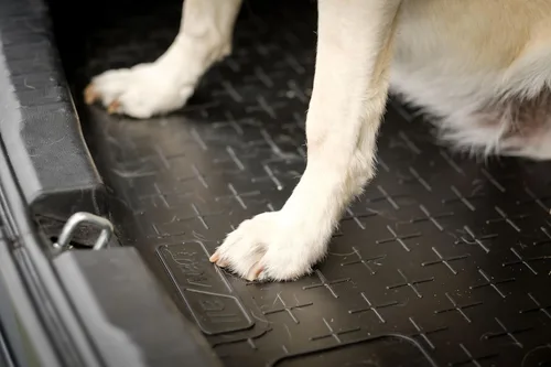 Vista 6 de Travall Forro compatible con Mazda CX-5 (2017-actual) TBM1182 - Forro de goma negra para todo tipo de clima