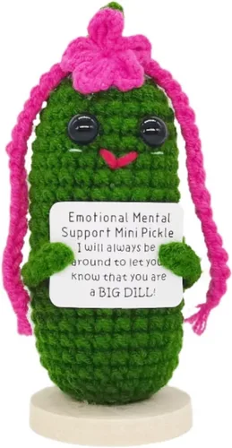 Vista 11 de Pepinillo Bonito de Ganchillo Hecho a Mano con Tarjetas de Afirmaciones Positivas para Apoyo Emocional Inspiracional Pepinillo y Decoraciones