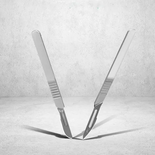 Vista 4 de Cuchillas estériles de bisturí #10 10 piezas estériles envueltas individualmente en papel de aluminio, con mango de cuchillo de bisturí #3