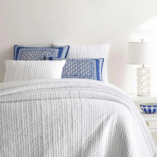 Pine Cone Hill Colcha Atlántica, tamaño King, patrón de rayas blancas/azules