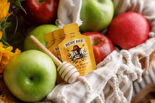 Vista 6 de BUSY BEE Paquetes de miel cruda, 40 paquetes en total, miel de flores silvestres de EE. UU