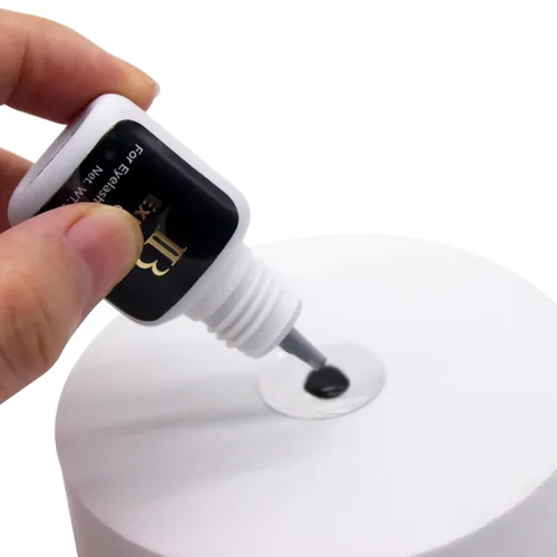 Vista 3 de Paquete de 2 pegamentos para extensiones de pestañas ibeauty Super Plus 5ml (0.17 fl oz), tiempo de secado de 1-2 segundos, mantiene 5-6 semanas