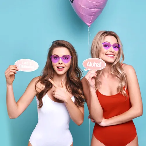 Vista 6 de RTBOFY 2 Pack Heart Sunglasses, Heart Shaped Sunglasses with Transparent Candy Color for Party Favor