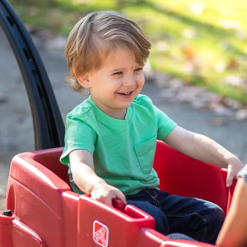 Vista 8 de Step2 Carrito de Vecindario, juguete de montar para niños, sustituto de cochecito, incluye cinturones de seguridad, hecho de plástico duradero