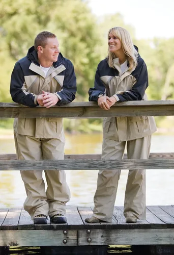 Vista 4 de Traje de nailon/PVC Coleman para lluvia