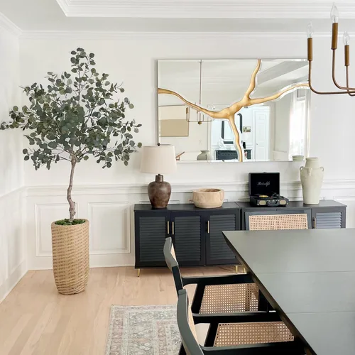 Vista 4 de LYERSE Árbol de eucalipto artificial de 6 pies en maceta de vivero de plástico, tallos altos de eucalipto sintético, plantas falsas con 846 hojas