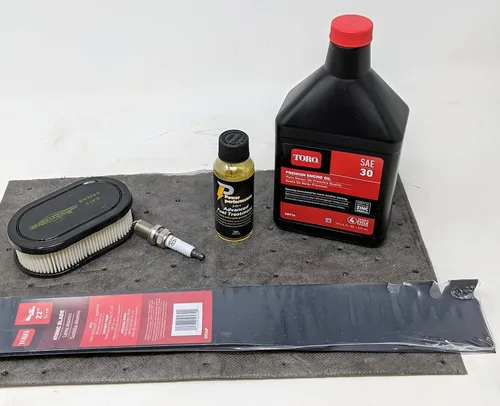 Vista 2 de Toro Reciclador con Briggs and Stratton EXi Engine Tune-Up Kit (593260) y tratamiento de combustible