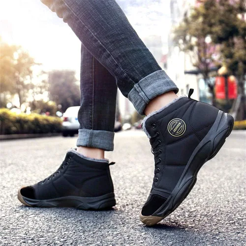 Vista 7 de UPSOLO Botas de nieve de invierno para hombre, resistentes al agua, antideslizantes, totalmente forradas de piel, botas de senderismo ligeras e