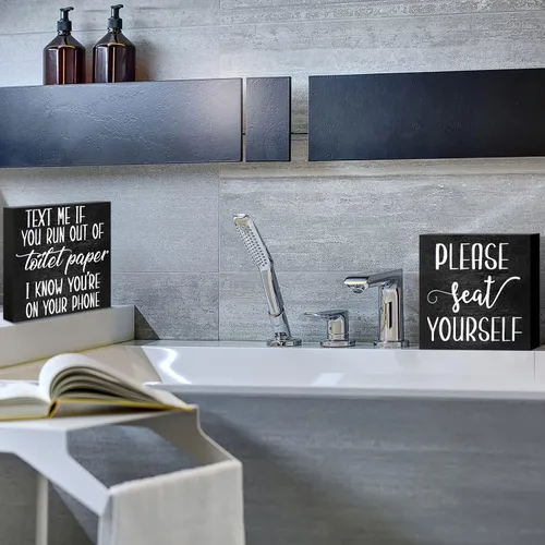 Vista 7 de Jetec 2 Piezas de Decoración de Señales de Baño de Granja, Señales de Madera Divertidas para Pared de Baño, Placa de Madera Rústica "Please Seat