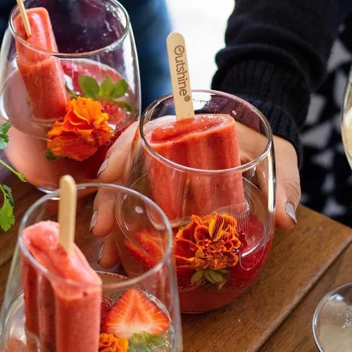 Vista 6 de Outshine, Barras de frutas congeladas de fresa, 12 unidades (congeladas)