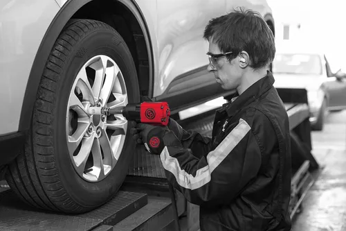 Vista 6 de Chicago Pneumatic CP7741-2 Llave de impacto neumática (1/2 pulgada), yunque de extensión de 2 pulgadas, herramienta de reparación y montaje