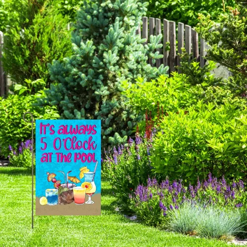 Vista 3 de Bandera de jardín de piscina de verano de 12 x 18 pulgadas, doble cara con texto en inglés "It's Always 5 O'clock at The Pool", banderas decorativas