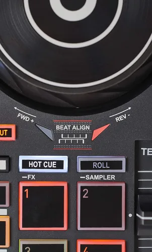 Vista 5 de Hercules DJControl Inpulse 200 – Controlador DJ con USB, ideal para principiantes que aprenden a mezclar - 2 pistas con 8 pads y tarjeta de sonido