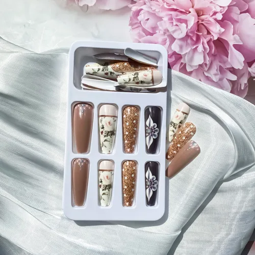 Vista 3 de 24 uñas postizas largas a presión de ataúd, color marrón, cobertura completa con diseño de patrón de flores, uñas postizas acrílicas brillantes