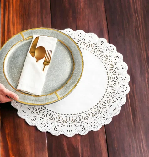 Vista 6 de Manteles individuales redondos de papel de encaje – Manteles individuales desechables de 12 pulgadas, hechos en Canadá (paquete de 50)