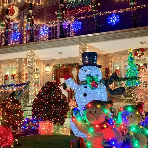 Vista 6 de Uptotop Guirnalda de luces navideñas de 100 unidades, tira de luces de 20 pies enchufables impermeables para decoraciones de fiesta de carnaval